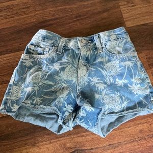 girls pineapple shorts